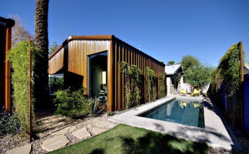 Exterior of steel building in Arizona's Climate